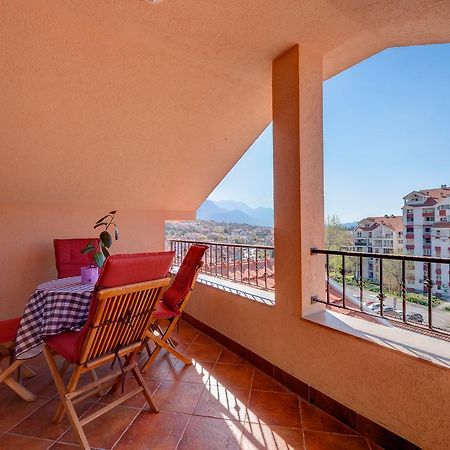Apartments City Center Tivat Buitenkant foto