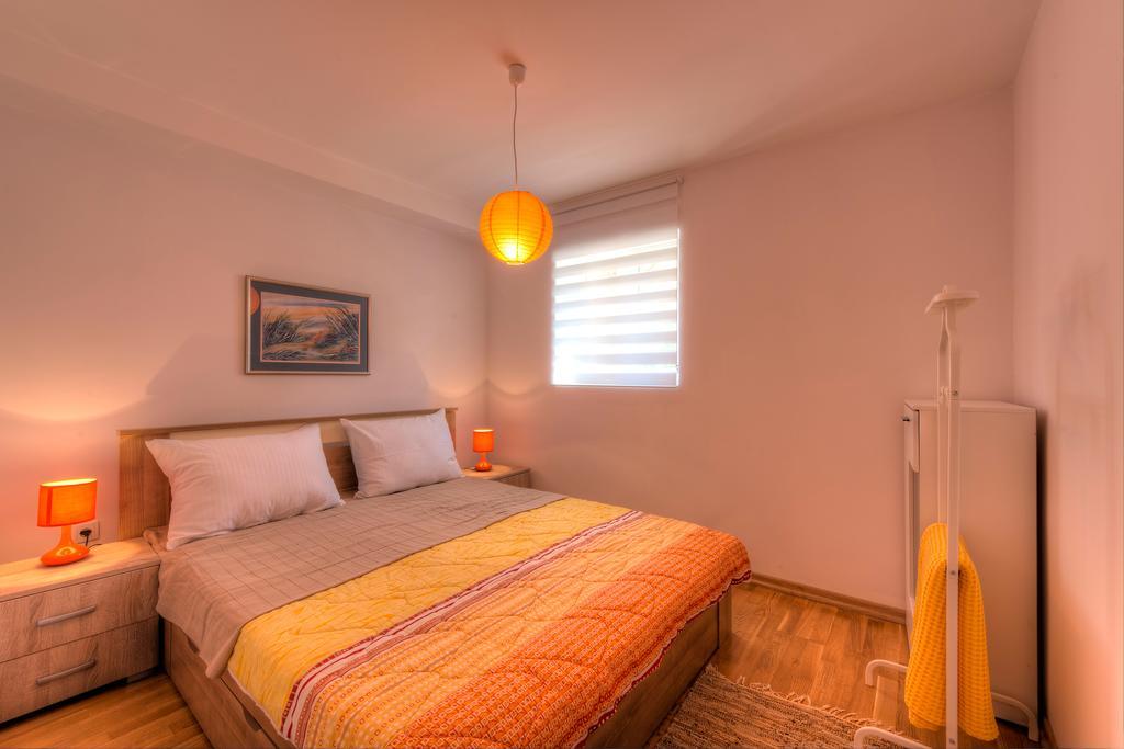 Apartments City Center Tivat Buitenkant foto