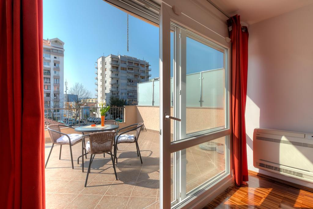 Apartments City Center Tivat Buitenkant foto