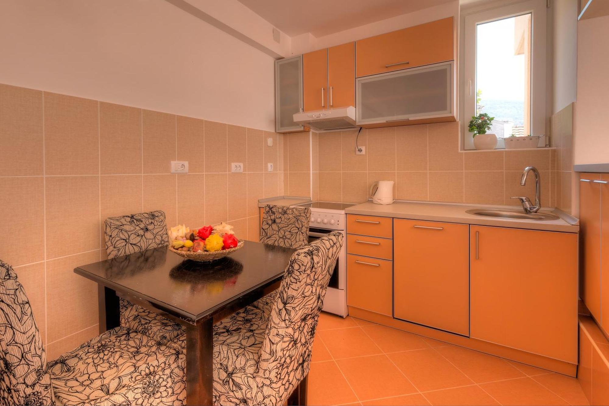 Apartments City Center Tivat Buitenkant foto
